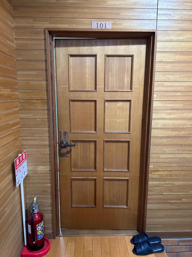 Hotel Kix House Waraku III 和楽三号館 Izumisano Zewnętrze zdjęcie