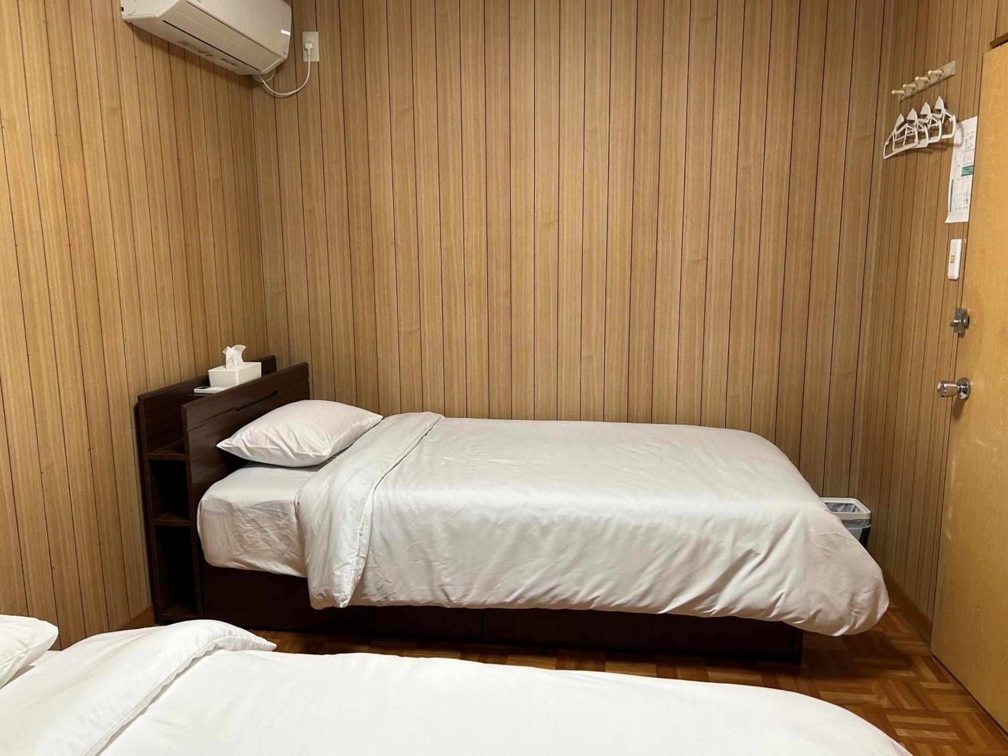 Hotel Kix House Waraku III 和楽三号館 Izumisano Zewnętrze zdjęcie